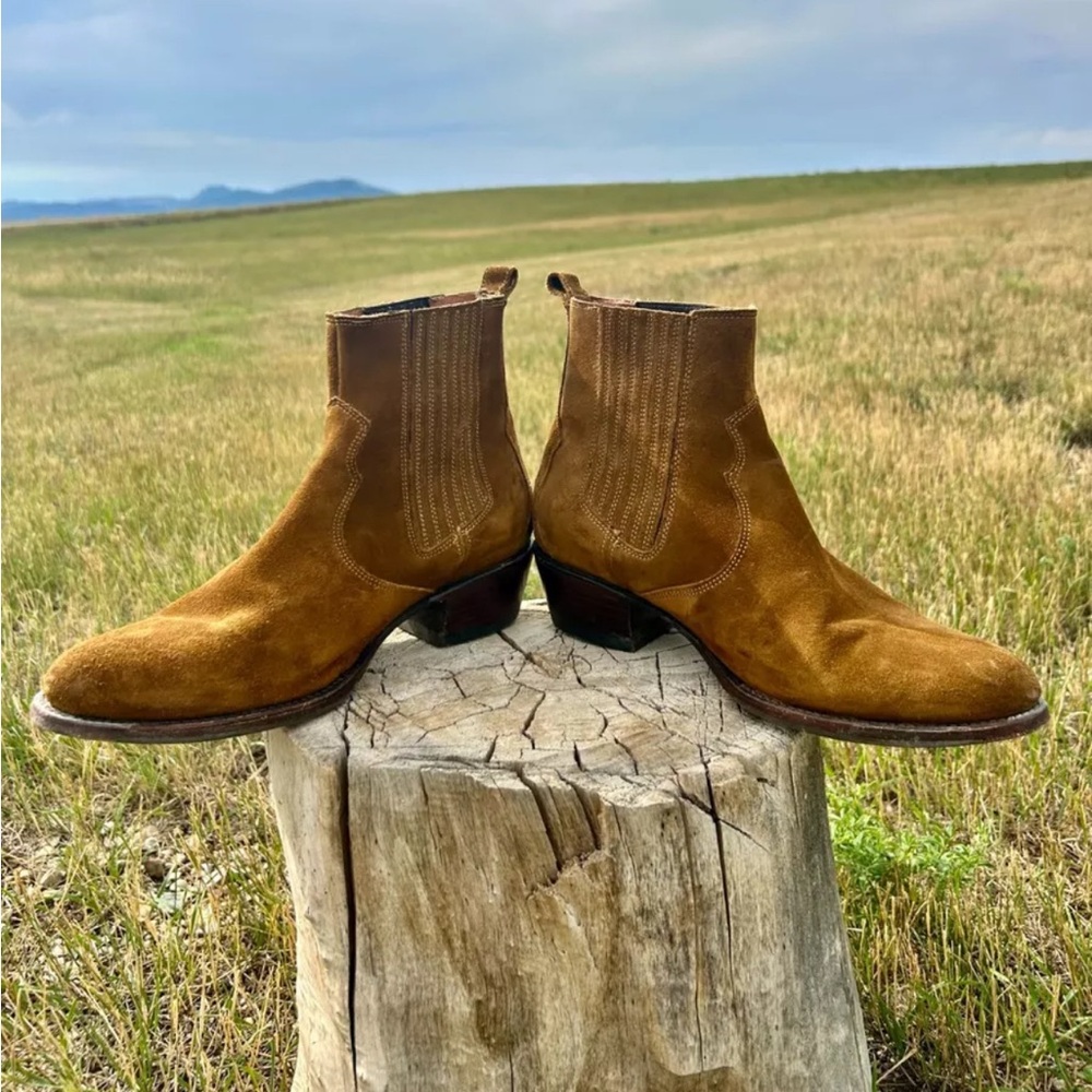 Frye Diana Chelsea Boots - Picture 9 of 9